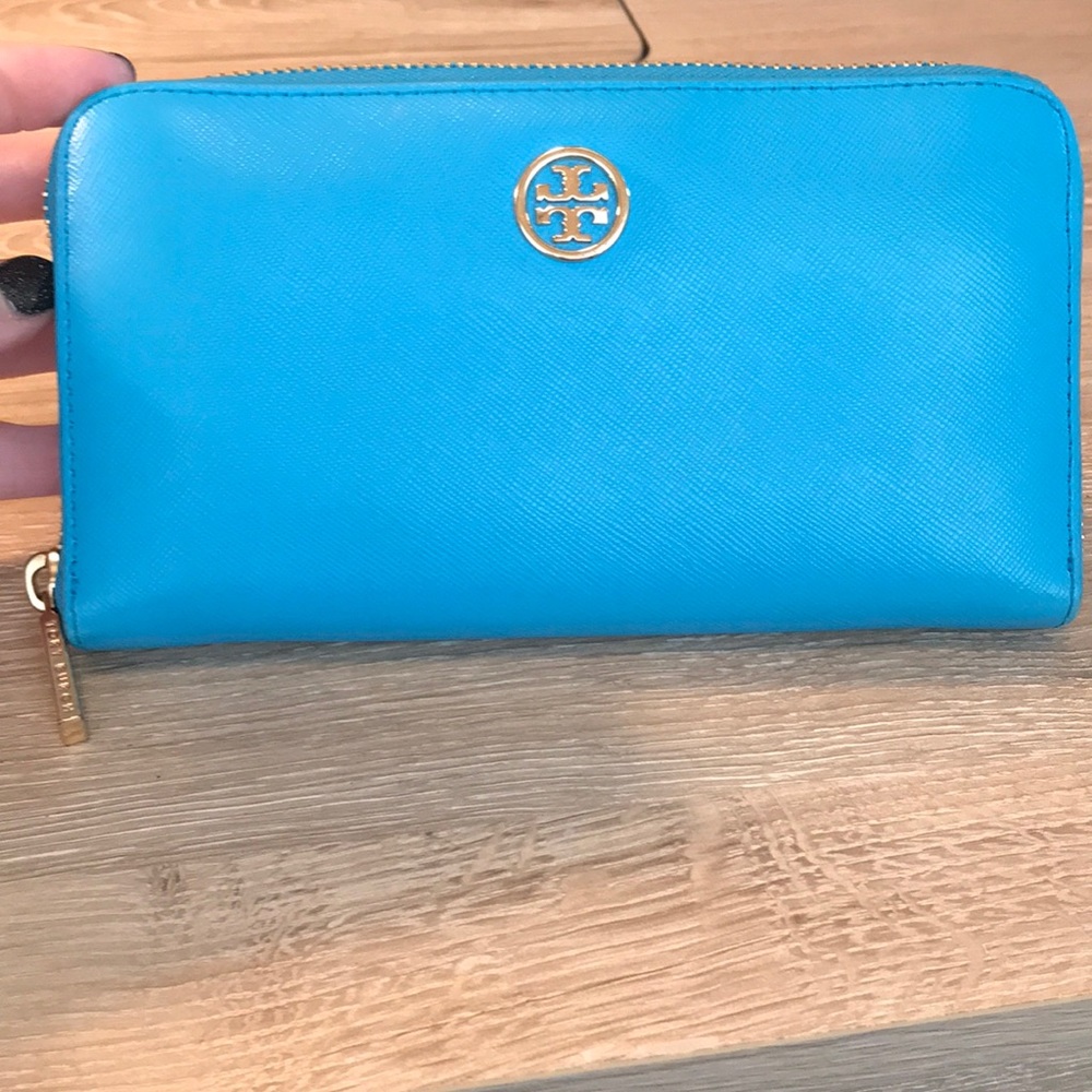 Tory Burch Robinson Zip Continental Wallet